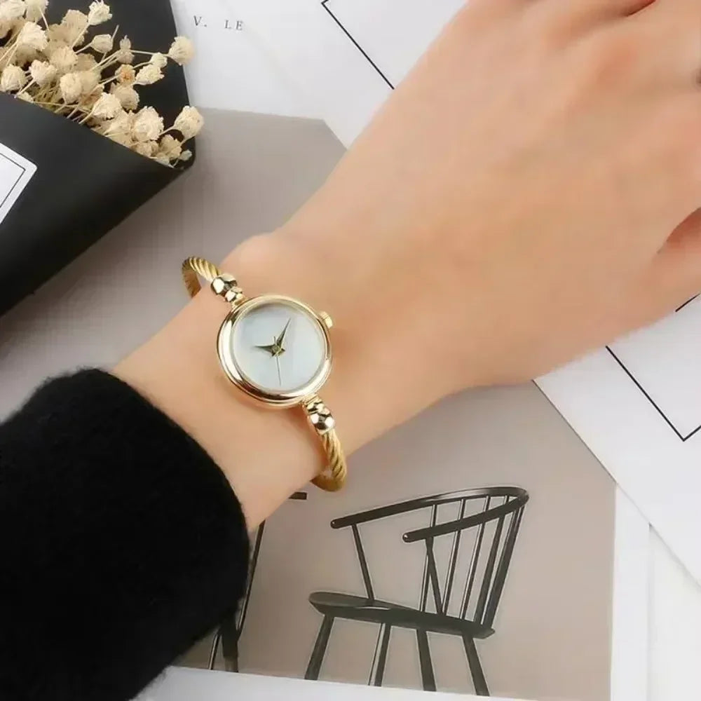 Small Bangle Bracelet Luxury Watches Stainless Steel Ladies Quartz Wrist Watch 