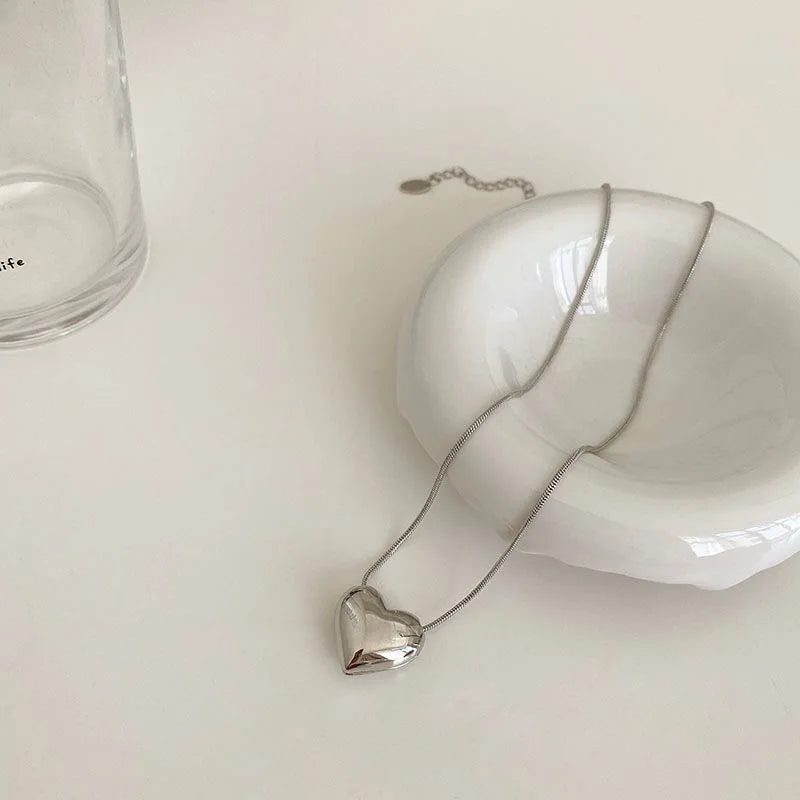 New Cross-Border Couple Cavicle Chain Geometric Heart-Shaped Light Luxury Temperament Simple Sweet Love Pendant Necklace Jewelry